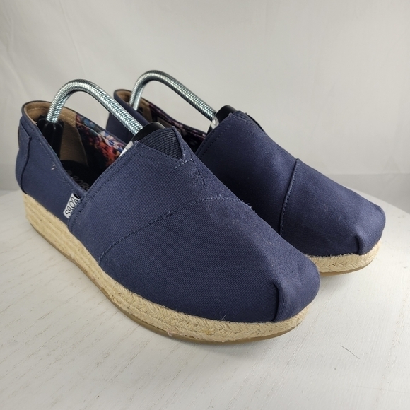 Bob's From Skechers Canvas Memory Foam Navy Blue Slip On Women's Shoes Size 11 - Picture 2 of 13